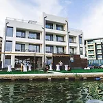 Hotel Poeme Retreat
